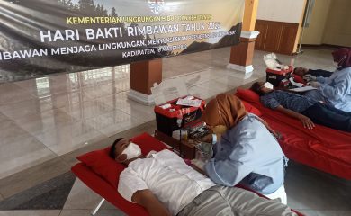 Memperingati Hari Bakti Rimbawan BDLHK Kadipaten Melakukan Donor Darah