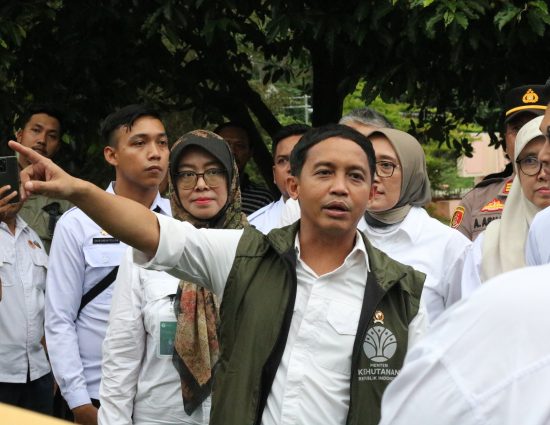 Kunjungan Kementerian Kehutanan di SMKKN Kadipaten