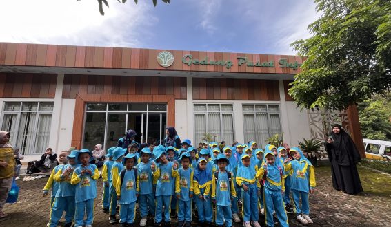 Kunjungan TK AL – FIRDAUS Ke Balai P2SDM WIL IV