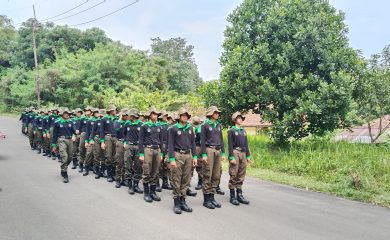 Praktik Dalkarhutla Siswa Siswi SMK Kehutanan Negeri Kadipaten